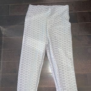 Brand new Tiktok leggings!!